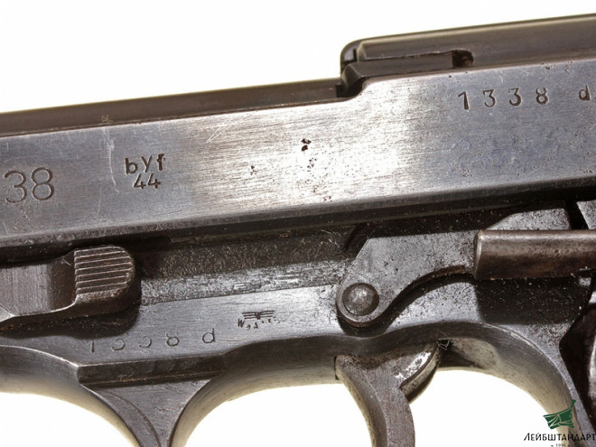 Фото Пистолет Вальтер П-38 (Walther P.38), Германия - Увеличенное изображение